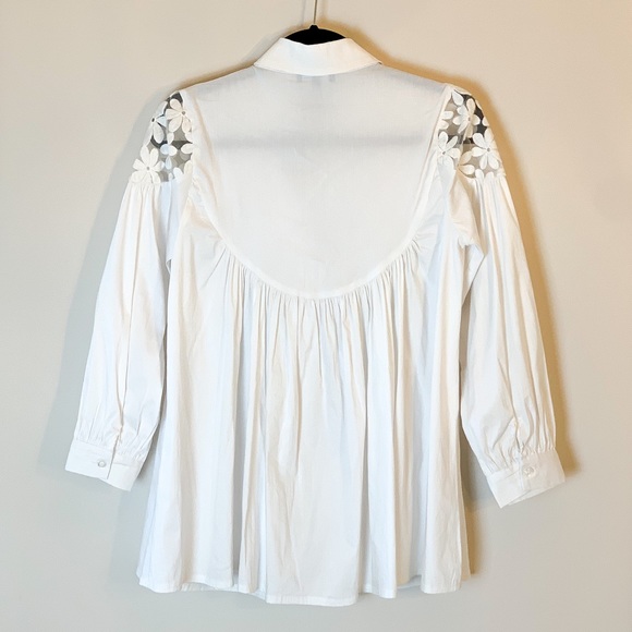 Lumie blouse with panels and lace detail - Picture 2 of 7